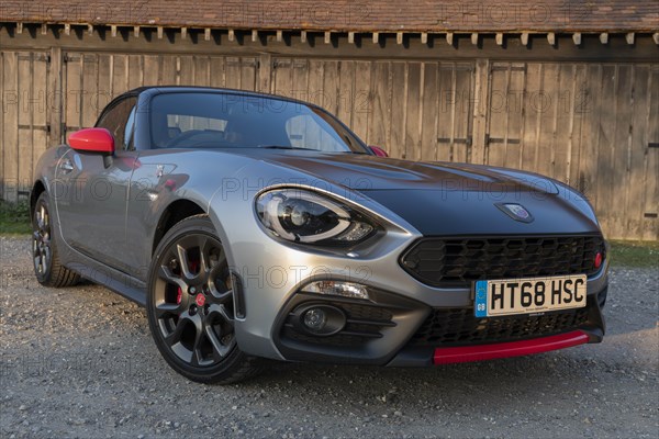 2018 Fiat 124 Abarth Spider. Creator: Unknown. - Photo12-Heritage ...