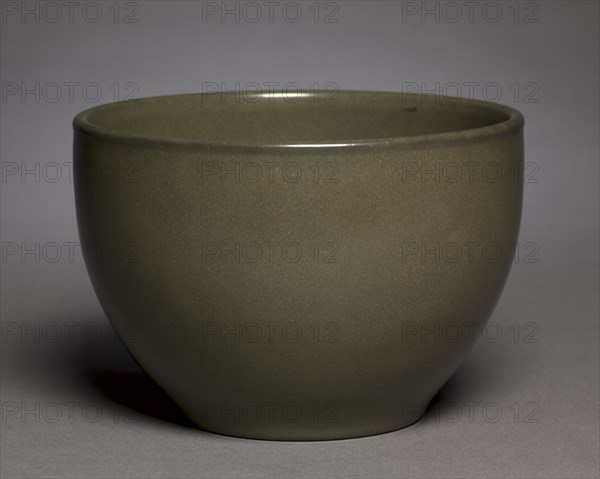 Bowl, 1736-1795. Creator: Unknown.