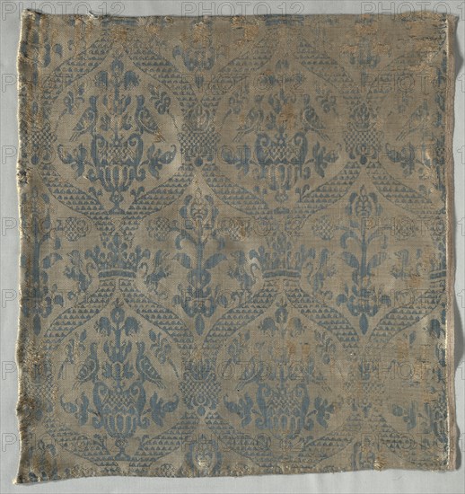 Damask Fragment, 1500s. Creator: Unknown.