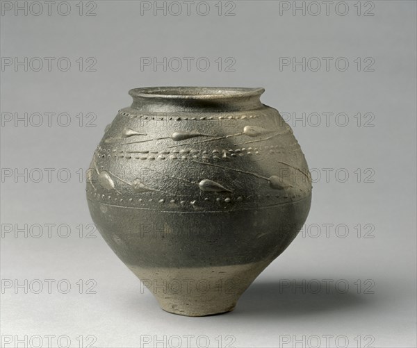 Globular Pot, 25-50. Creator: Unknown.