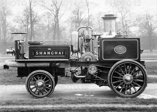 1904 Merryweather Fire King . Creator: Unknown.