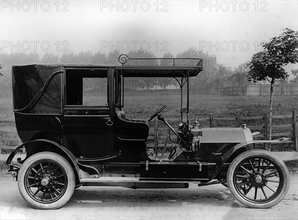 1909 Nagant - Hobson. Creator: Unknown.