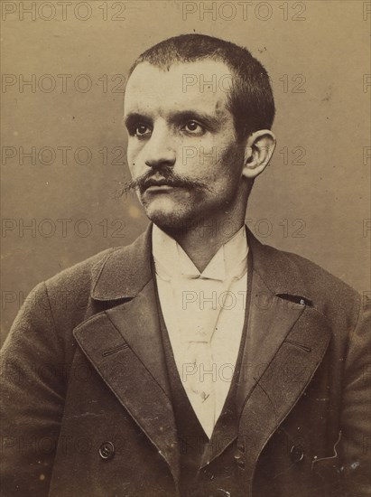 Sicard. André. 32 ans, né à N?mes le 25/10/62. Bijoutier. Anarchiste. 2/7/94., 1894.