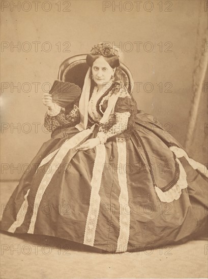 [La Comtesse Seated with Fan], 1860s.