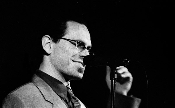 Kurt Elling, Pizza on the Park, London, Feb 2002.