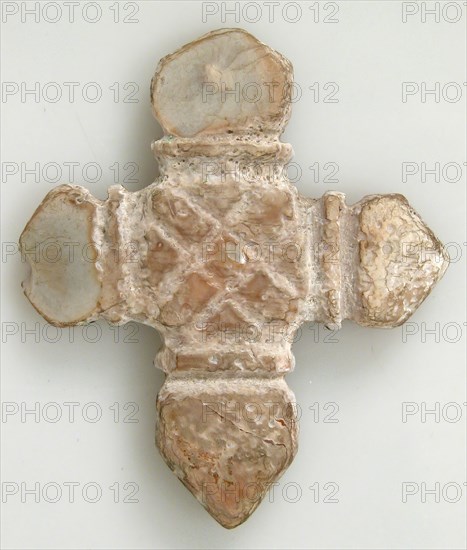 Shell Cross, Byzantine, 300-700.