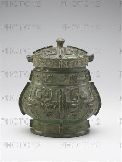 Lidded ritual wine container (you) with taotie and dragons, Late Shang dynasty, c1200-1100 BCE. Creator: Unknown.