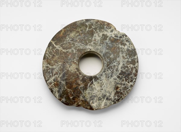 Disk (bi ?), Late Neolithic period, ca. 3300-2250 BCE. Creator: Unknown.