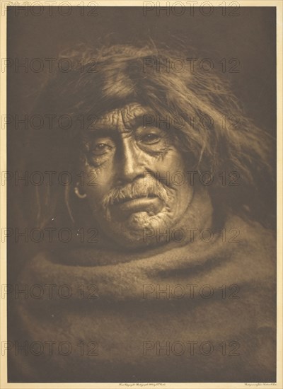 Mówakiu - Tsawatenok, 1914. Creator: Edward Sheriff Curtis.