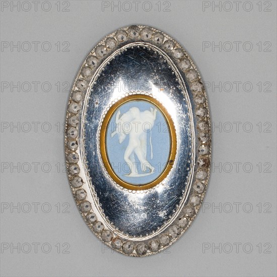 Cameo with Hercules and Bull, Burslem, Late 18th century. Creator: Wedgwood.