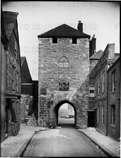 West Gate, City of Southampton, 1906. Creator: London Midland and Scottish Railway.