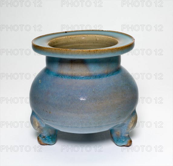 Tripod Censer, Jin dynasty (1115-1234), 13th century.