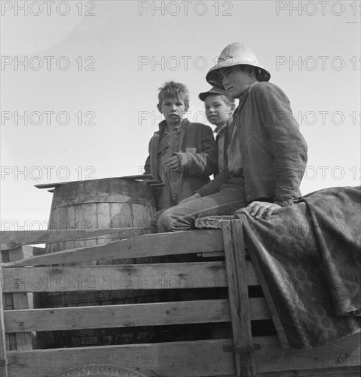 On location of Resettlement Administration film near Bakersfield, California, 1935. Creator: Dorothea Lange.