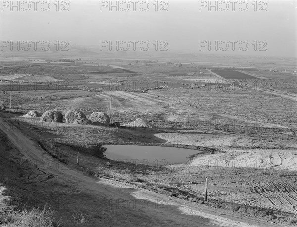 Looking across the Malheur Valley from Lincoln Bench. Malheur County, Oregon.