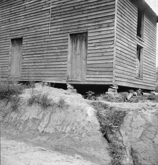 Tobacco packhouse. Person County, North Carolina.