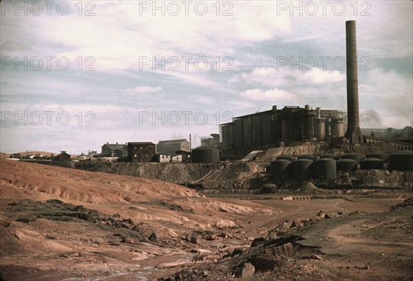 Copper mining and sulfuric acid plant, Copperhill, Tenn., 1940. Creator: Marion Post Wolcott.