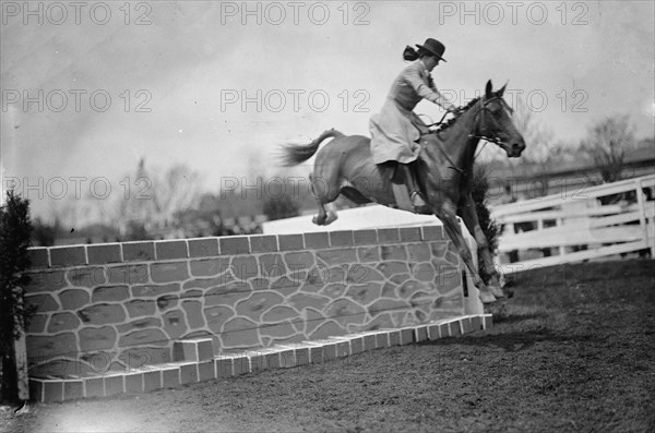 Horse Shows - Miss Martha Hazard, Hurdling And On Foot, 1911.