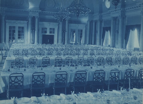 Willard Hotel ballroom arranged for a banquet, between 1901 and 1910.