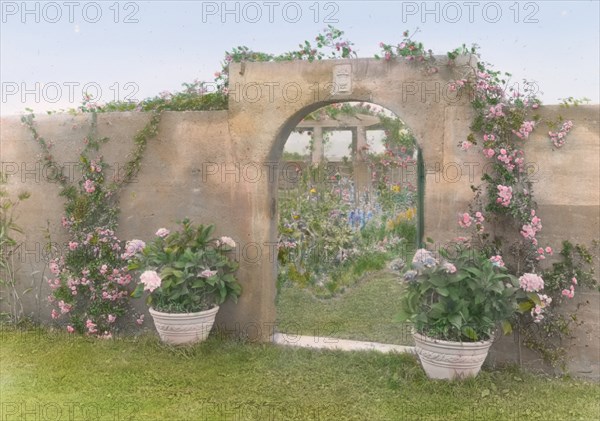 Gray Gardens, Robert Carmer Hill house, Lily Pond Lane, East Hampton, New York, c1914. Creator: Frances Benjamin Johnston.