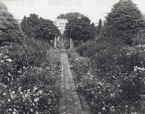 The Orchard, James Lawrence Breese house, 151 Hill Street, Southampton, New York, 1912. Creator: Frances Benjamin Johnston.