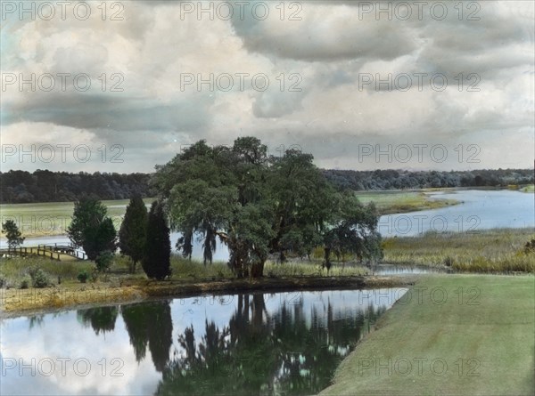 Middleton Place, John Julius Pringle Smith house, 4300 Ashley River Road, South Carolina, 1928. Creator: Frances Benjamin Johnston.