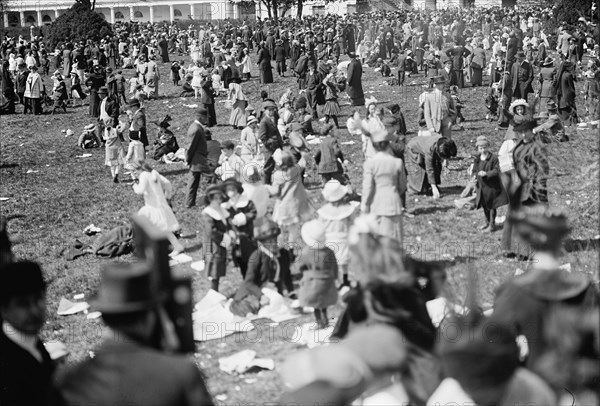 Easter Egg Rolling, White House, 1914.