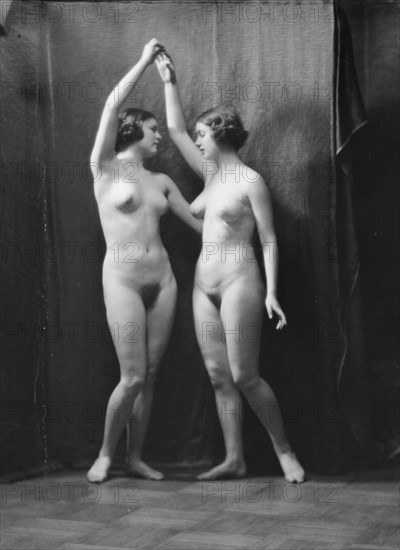 Irma Duncan dancers, 1929 or 1930. Creator: Arnold Genthe.