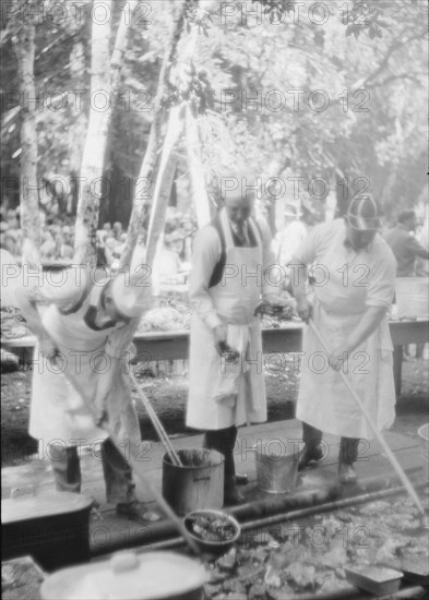 Moore, George Gordon, barbecue, 1927 Aug. Creator: Arnold Genthe.