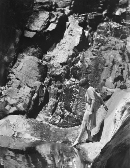 Tonetti, Miss, at Sneding's Landing, 1921 June 7. Creator: Arnold Genthe.