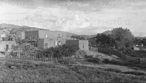 Acoma, New Mexico area views, between 1899 and 1928. Creator: Arnold Genthe.