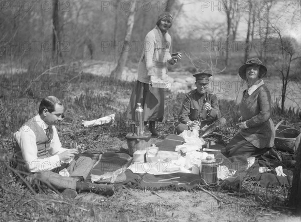 Picnic with Martha Hedman and friends, between 1912 and 1919. Creator: Arnold Genthe.