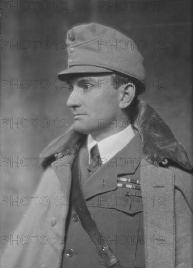 Archibald, James F., Mr., portrait photograph, 1915. Creator: Arnold Genthe.