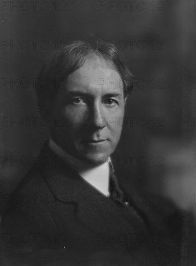 Bosworth, William Welles, Mr., portrait photograph, between 1916 and 1918. Creator: Arnold Genthe.