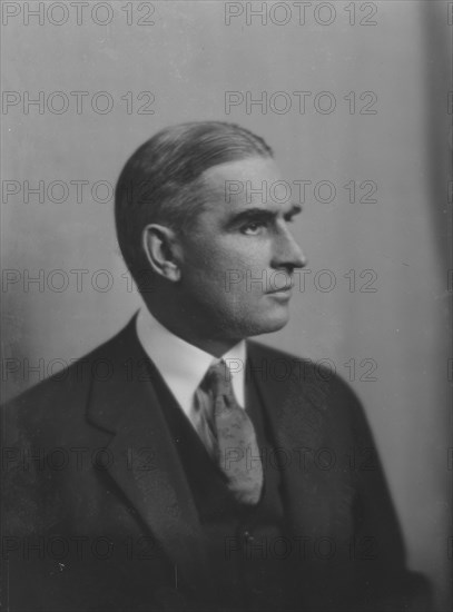 Winter, Mr., the elder, portrait photograph, 1917 May 3. Creator: Arnold Genthe.