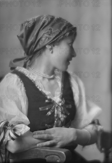 Members of the International Institute for Immigrant Girls, Y.W.C.A., in national costumes..., 1915. Creator: Arnold Genthe.