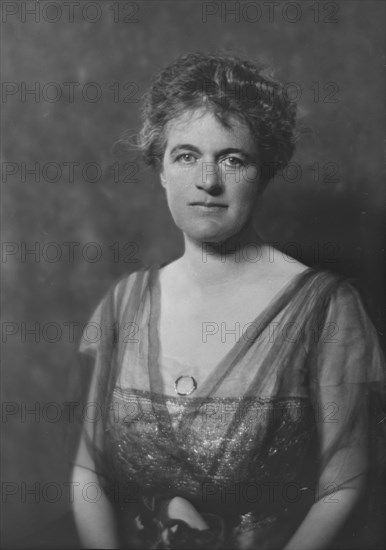 Mrs. Stillman, portrait photograph, 1918 May 26. Creator: Arnold Genthe.