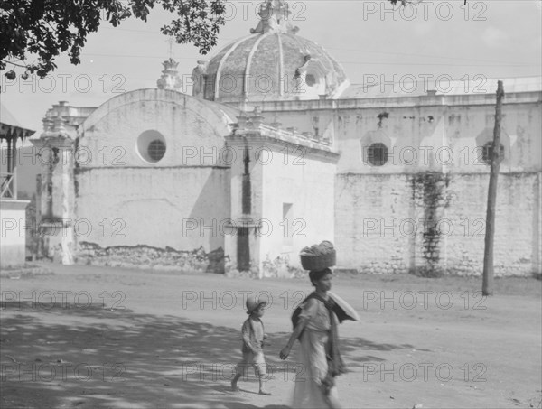 Travel views of Cuba and Guatemala, between 1899 and 1926. Creator: Arnold Genthe.