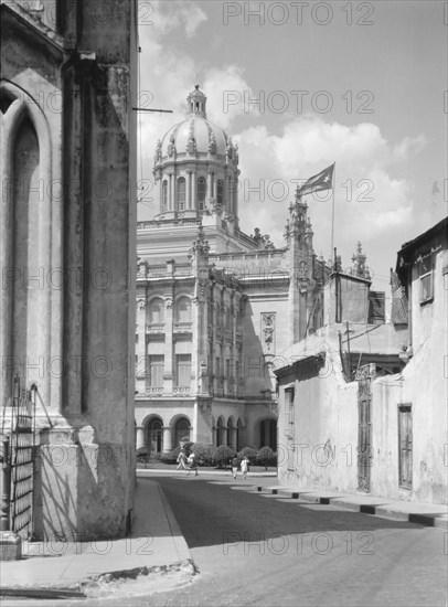 Travel views of Cuba and Guatemala, between 1899 and 1926. Creator: Arnold Genthe.