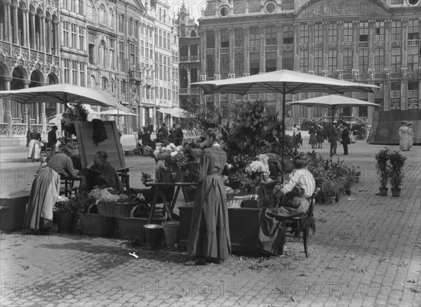 Travel views of Europe, between 1904 and 1938. Creator: Arnold Genthe.