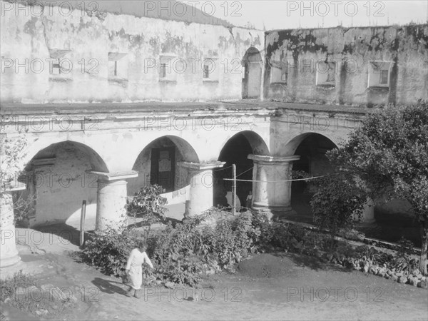 Travel views of Cuba and Guatemala, between 1899 and 1926. Creator: Arnold Genthe.