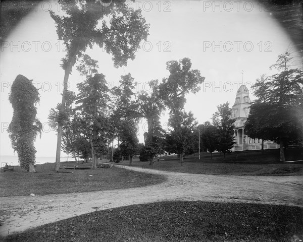 Athenaeum Hotel, Chatauqua (i.e., Chautauqua), ca 1898. Creator: Unknown.