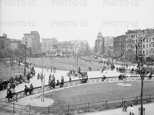 Mulberry Bend, New York, c1905. Creator: Unknown.