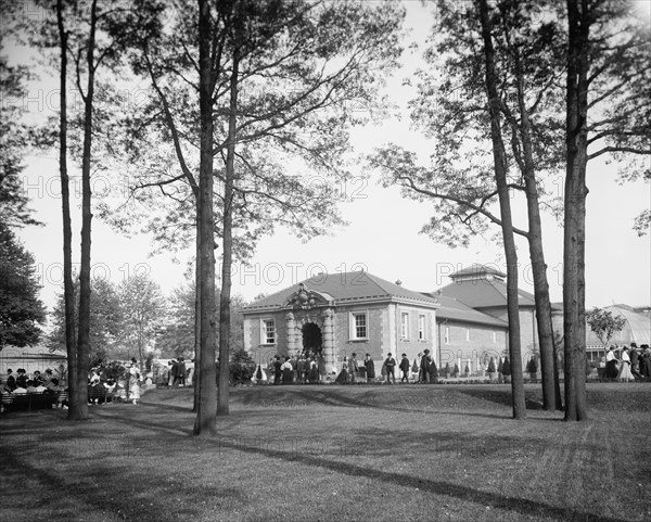 Aquarium, Belle Isle Park, Detroit, Mich., between 1900 and 1910. Creator: Unknown.