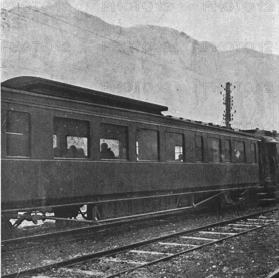 'L'entrevue des generaux Cadorna, Joffre et de Castelnau a Saint-Michel-de-Maurienne; le..., 1916. Creator: Unknown.