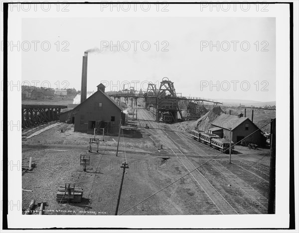 Norrie group no. 3, Ironwood, Mich., between 1880 and 1899. Creator: Unknown.