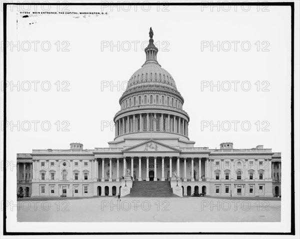 Main entrance, the Capitol, Washington, D.C., between 1900 and 1906. Creator: Unknown.