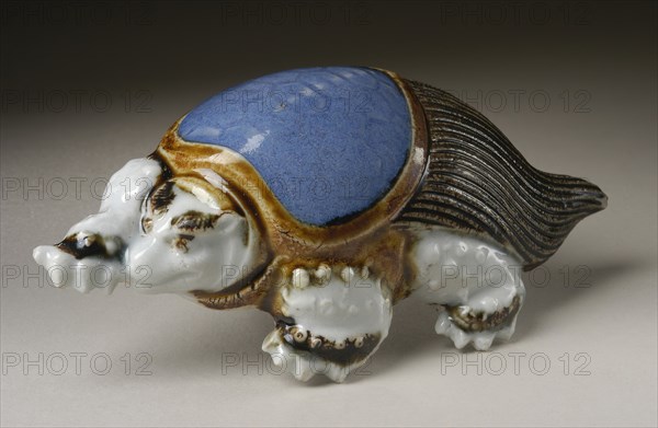 Nail cover in the Form of a Long-Tailed Turtle, 19th century. Creator: Unknown.