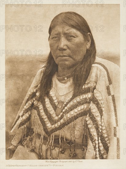 Itsipstsinikyi ('Kills-Inside')-Piegan, 1926. Creator: Edward Sheriff Curtis.