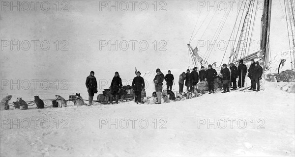 Departure on a Sled Expedition During the Time of Wintering, 1913. Creator: Nikolay Vasilyevich Pinegin.