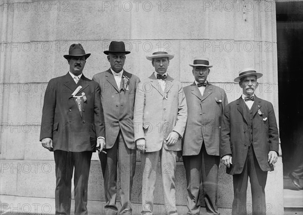 Sam B. Boyd (Knoxville), H.C. Bunker (Cin'ti), Geo. Olvanny (Dep. Com'y..., between c1910-c1915. Creator: Bain News Service.